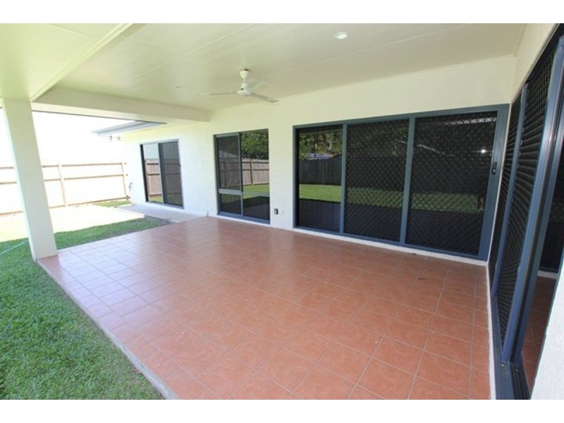 Bentley Park QLD 4869