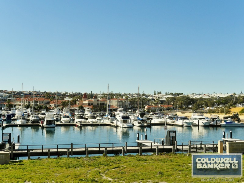16 Southampton Lane, Mindarie WA 6030