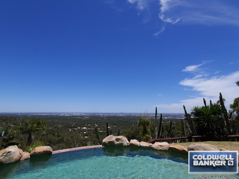 92 Lascelles Pde, Gooseberry Hill WA 6076