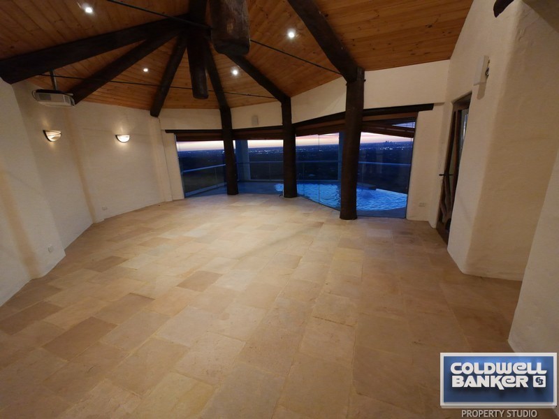 92 Lascelles Pde, Gooseberry Hill WA 6076