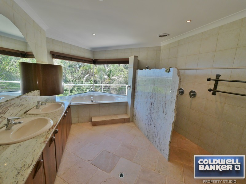 92 Lascelles Pde, Gooseberry Hill WA 6076