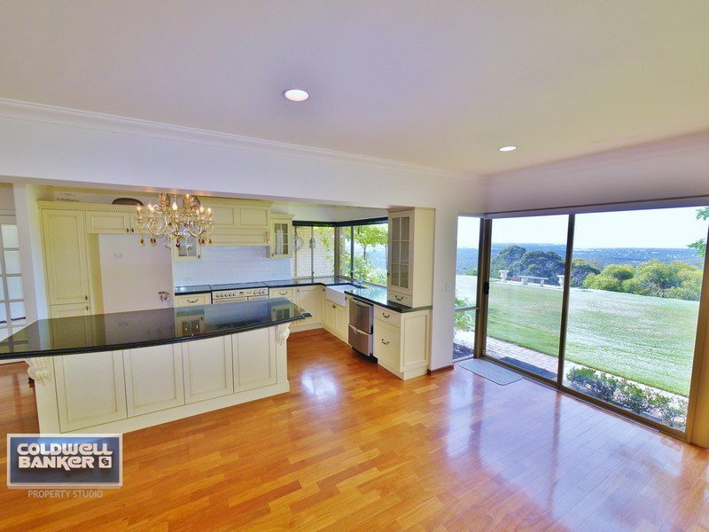 25 Girrawheen Drive, Gooseberry Hill WA 6076