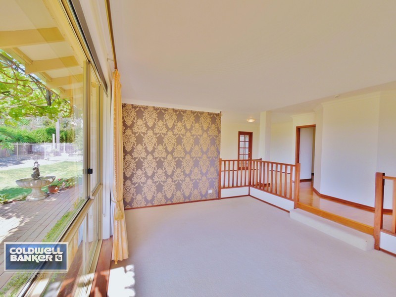 25 Girrawheen Drive, Gooseberry Hill WA 6076