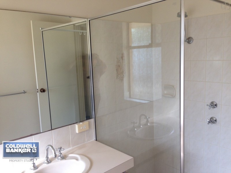 95 Meadowview Drive, Ballajura WA 6066