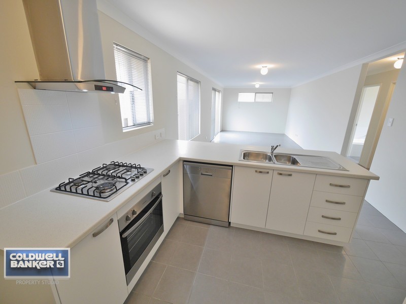 60 Broadside Avenue, Eglinton WA 6034