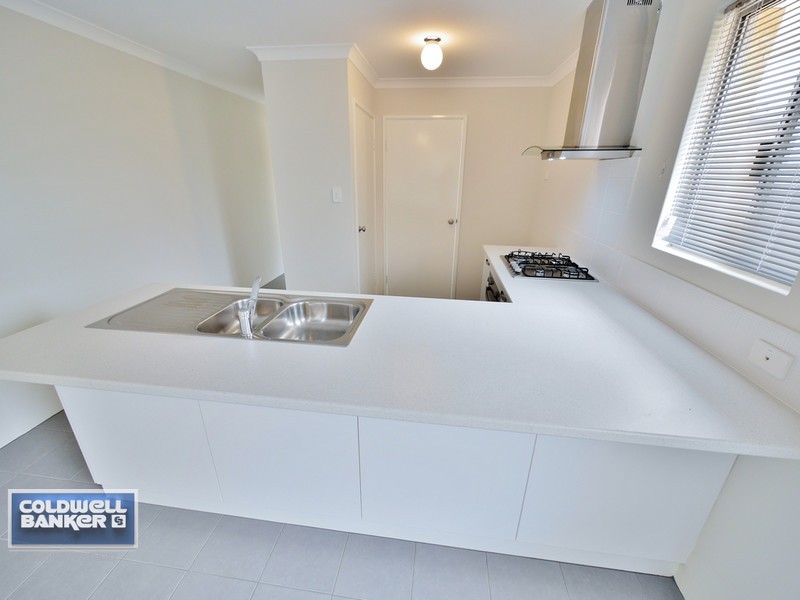 60 Broadside Avenue, Eglinton WA 6034