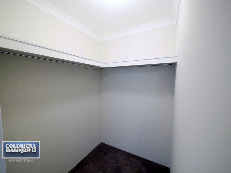 60 Broadside Avenue, Eglinton WA 6034