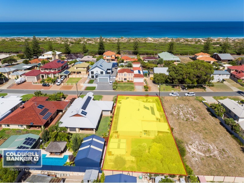 10 Erlistoun Street, Golden Bay WA 6174