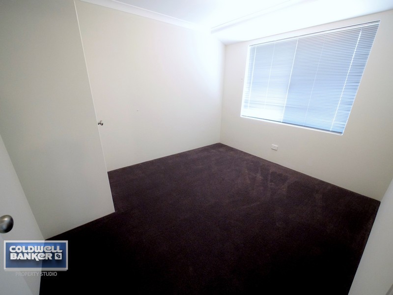 60 Broadside Avenue, Eglinton WA 6034