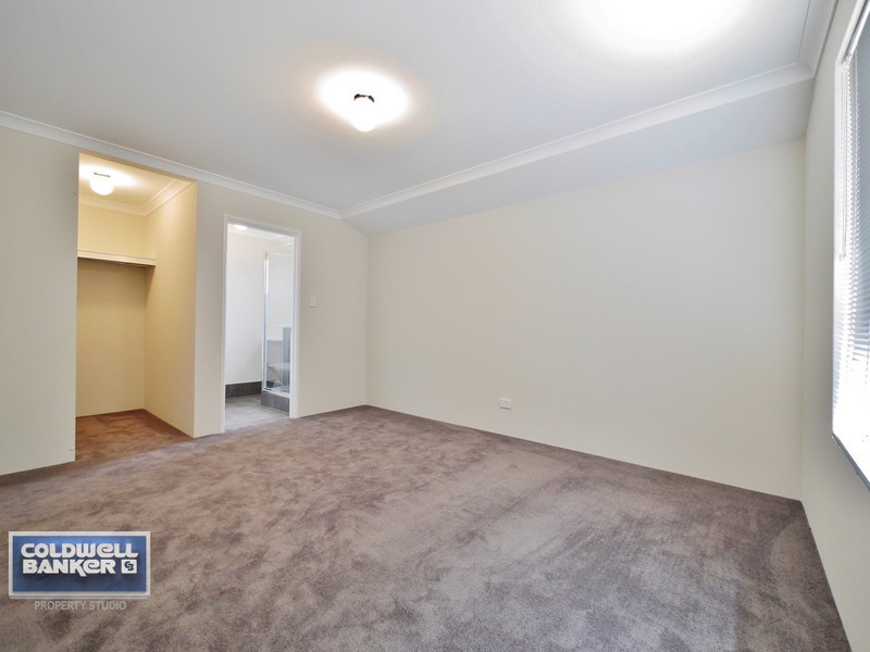 56 Broadside Avenue, Eglinton WA 6034