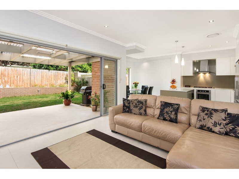 1/2 Angus Avenue, Epping NSW 2121