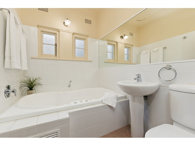 6 Edenlee Street, Epping NSW 2121