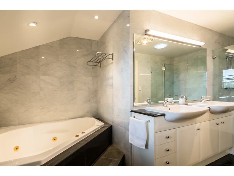 15/45 Walkers Drive, Lane Cove NSW 2066