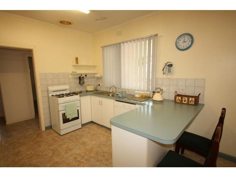 77 Clarke Street, Benalla VIC 3672