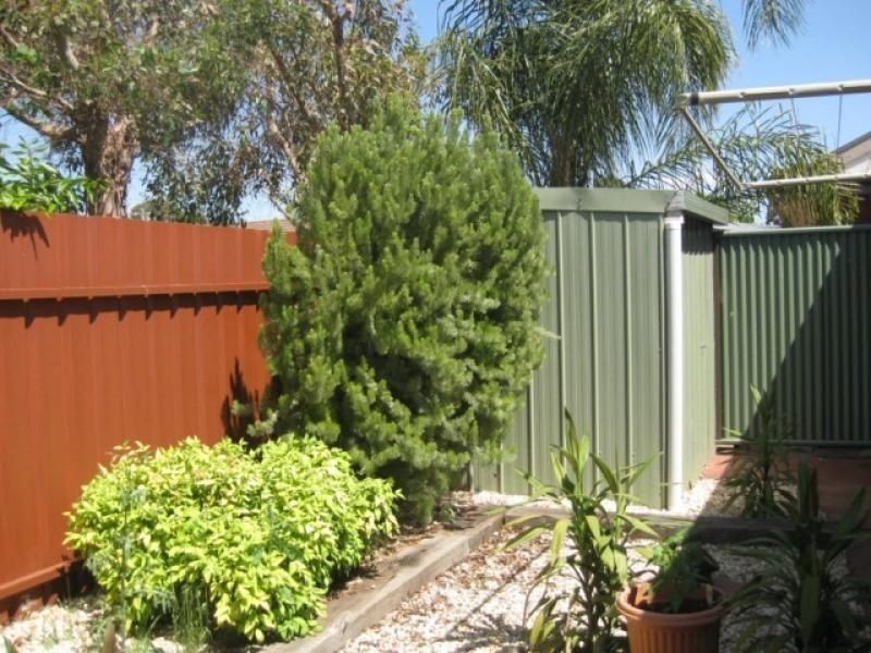 2/12 George Say Court, Benalla VIC 3672