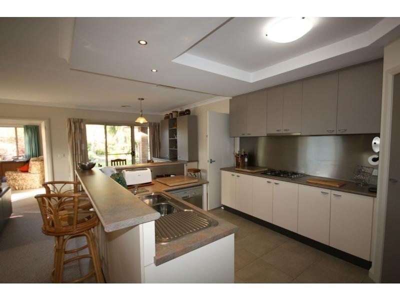 67 Olivers Road, Benalla VIC 3672