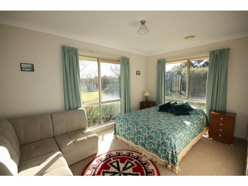 67 Olivers Road, Benalla VIC 3672