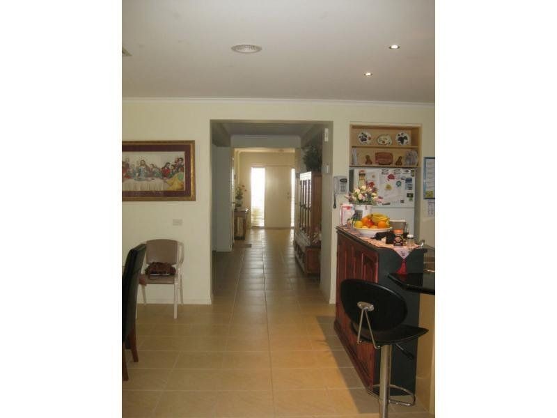 9 McNulty Drive, Benalla VIC 3672