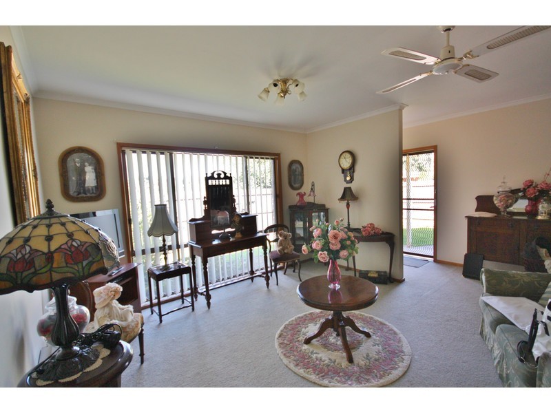 2/1 Rivergum Avenue, Benalla VIC 3672