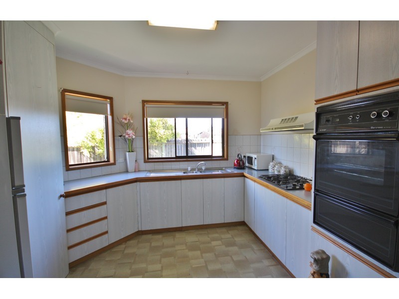 2/1 Rivergum Avenue, Benalla VIC 3672