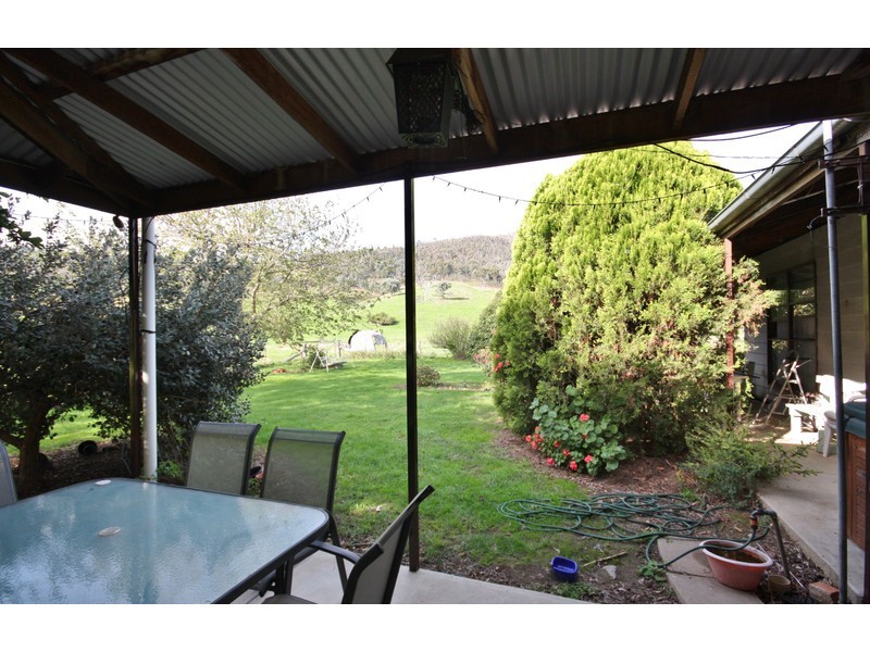 1337 Benalla Whitfield Road, Myrrhee VIC 3732