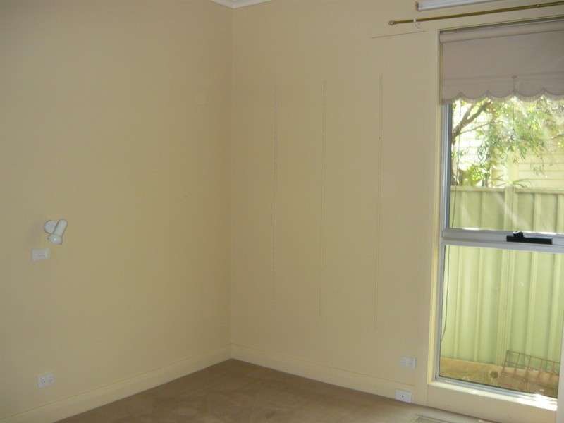 30 Goomalibee Street, Benalla VIC 3672