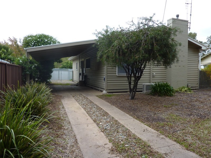 5 Quantrill Ave, Benalla VIC 3672