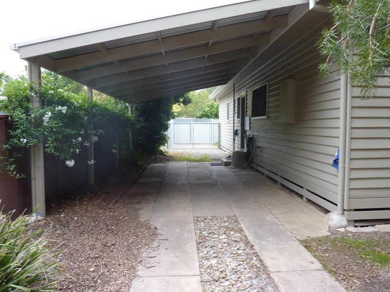 5 Quantrill Ave, Benalla VIC 3672