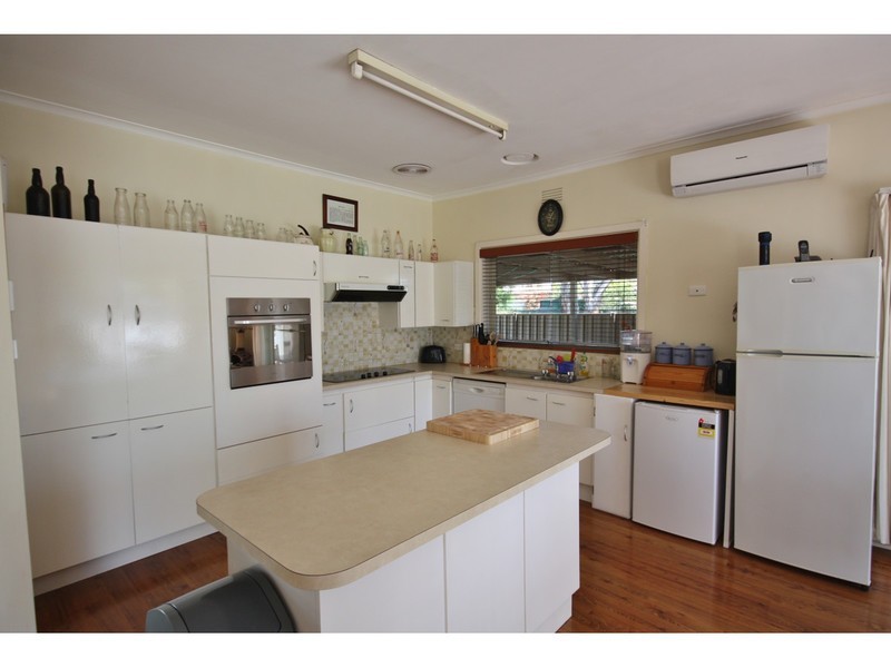 11 Waller Street, Benalla VIC 3672