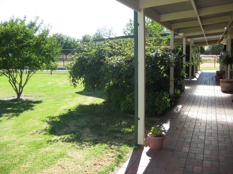 104 Willis Little Drive, Benalla VIC 3672