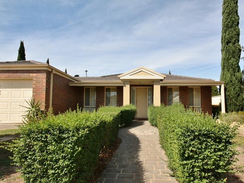 13 Monash Drive, Benalla VIC 3672