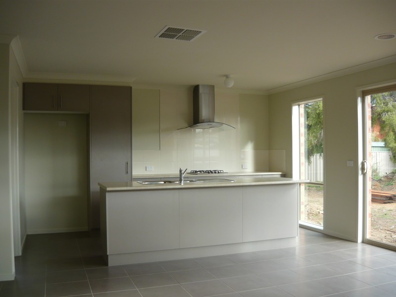 10 Nixon St, Benalla VIC 3672