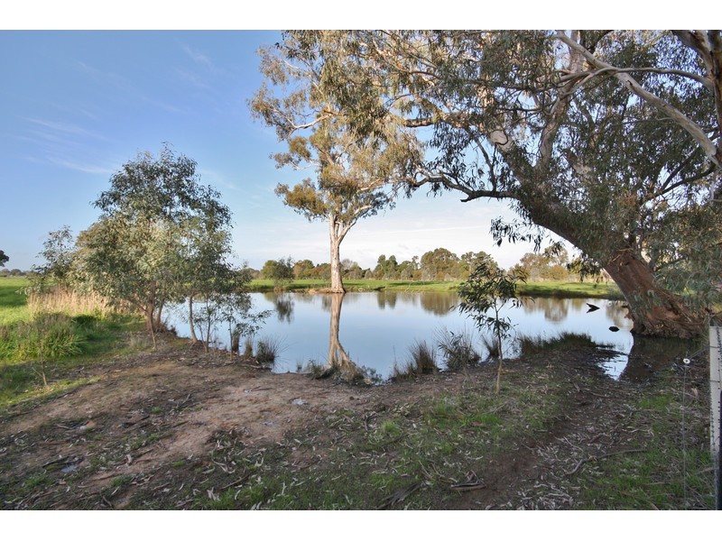 1/ Midland Highway, Benalla VIC 3672