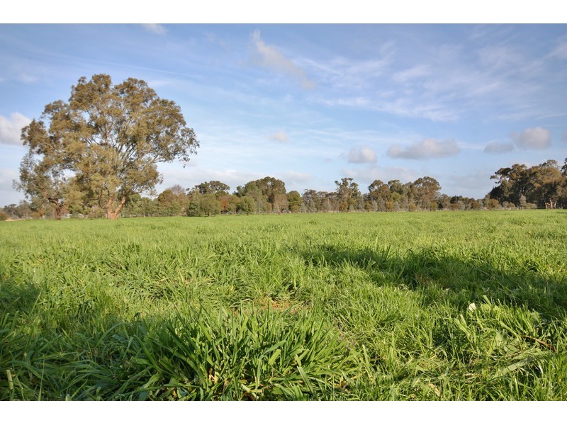 1/ Midland Highway, Benalla VIC 3672