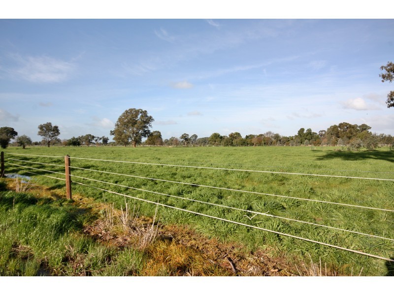 1/ Midland Highway, Benalla VIC 3672