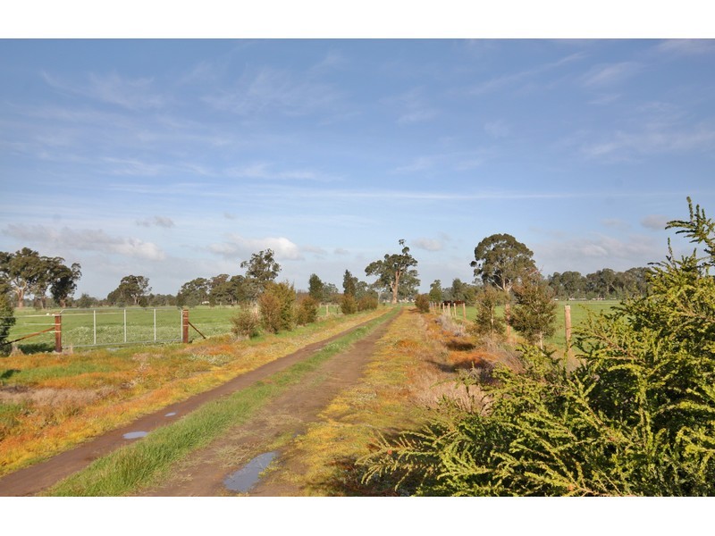 1/ Midland Highway, Benalla VIC 3672