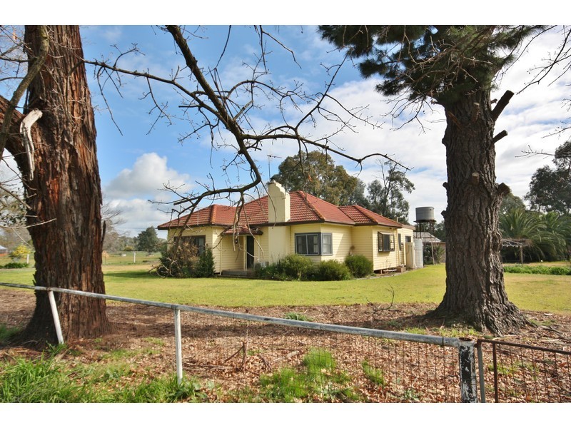 1322 Tatong Road, Benalla VIC 3672
