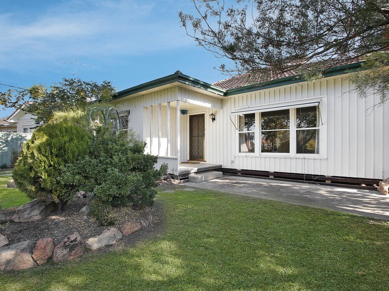 14 Dunlop Place, Benalla VIC 3672