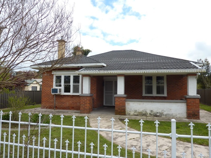 11 Benalla Street, Benalla VIC 3672