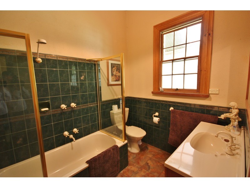 112 Crawford Rd, Benalla VIC 3672