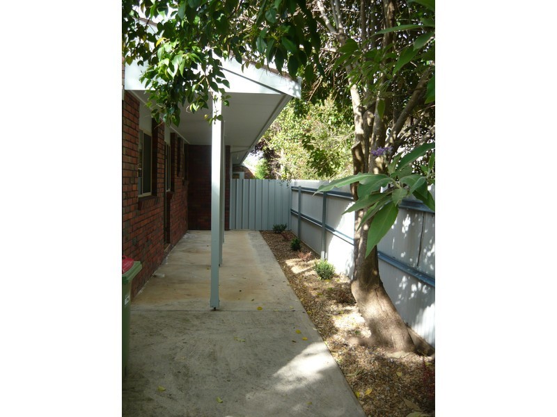 1 & 2/90 Salisbury Street, Benalla VIC 3672