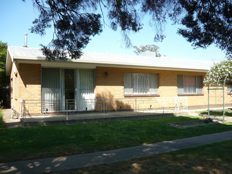 42 Garden Street, Benalla VIC 3672