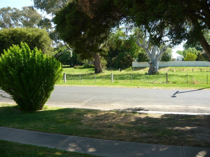 42 Garden Street, Benalla VIC 3672