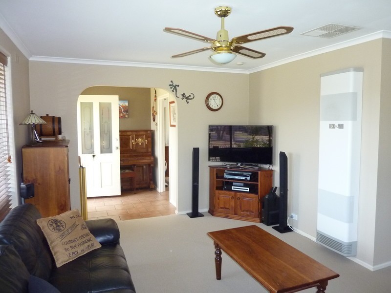 96 Coish Avenue, Benalla VIC 3672