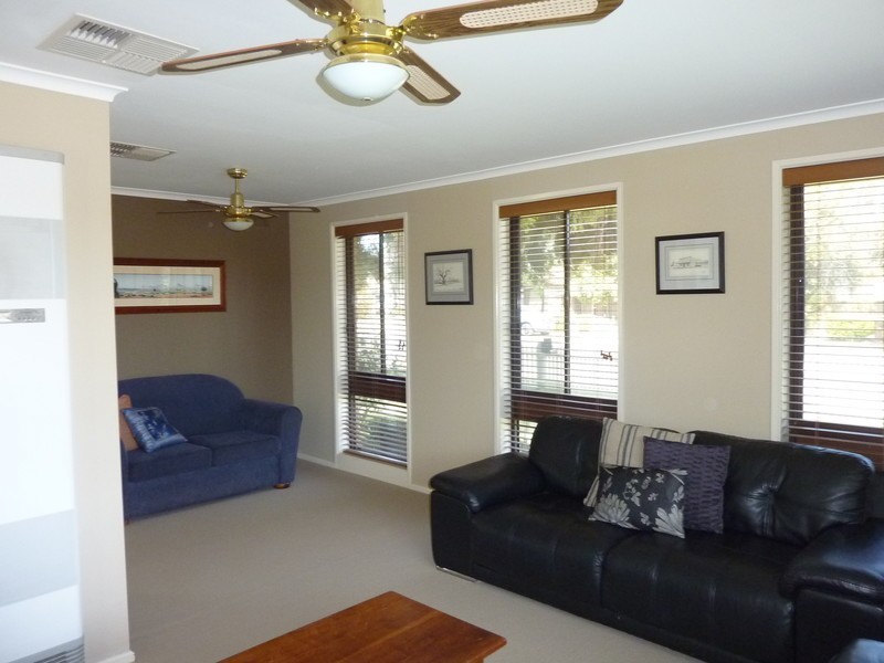 96 Coish Avenue, Benalla VIC 3672