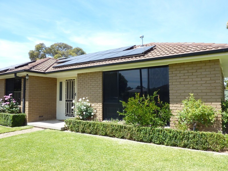 96 Coish Avenue, Benalla VIC 3672