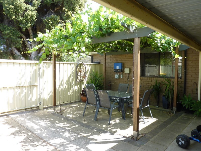 96 Coish Avenue, Benalla VIC 3672