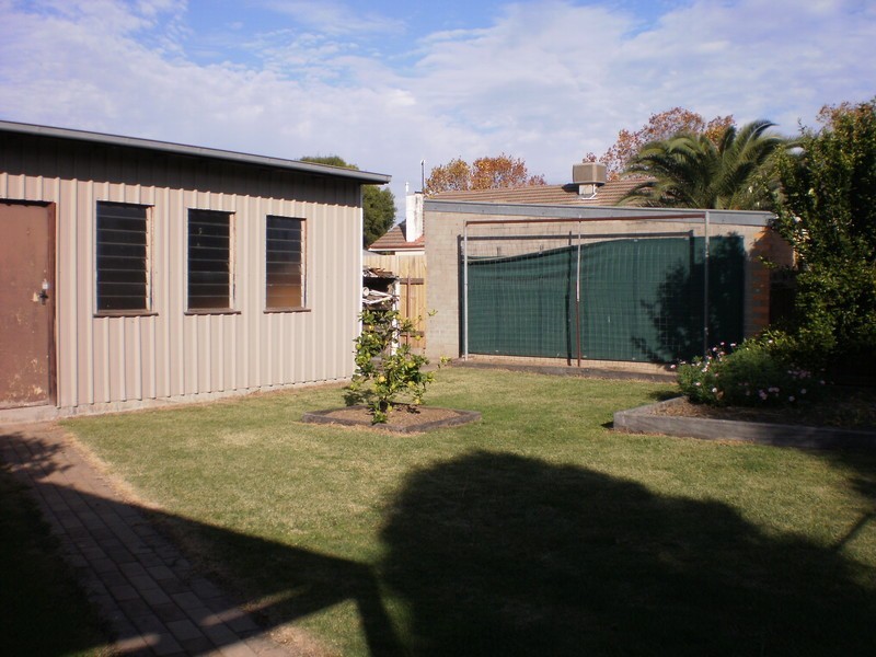 15 Helms Court, Benalla VIC 3672