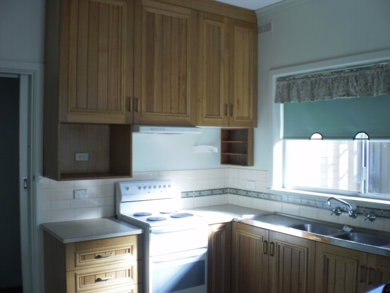 15 Helms Court, Benalla VIC 3672