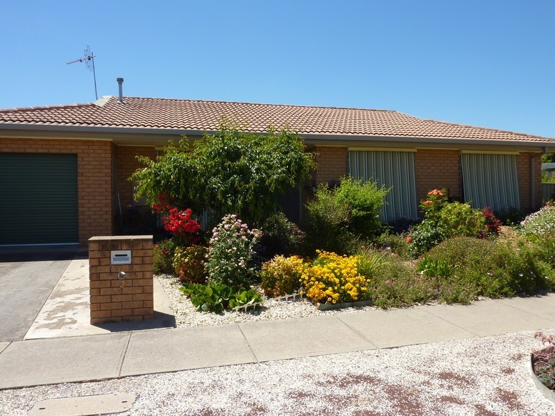 2 Grubissa Court, Benalla VIC 3672